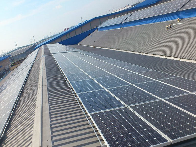 Hệ thống gắn trên mái nhà gắn năng lượng mặt trời để lắp đặt bảng điều khiển năng lượng mặt trời